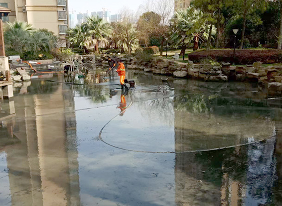 崇义景观池淤泥清理